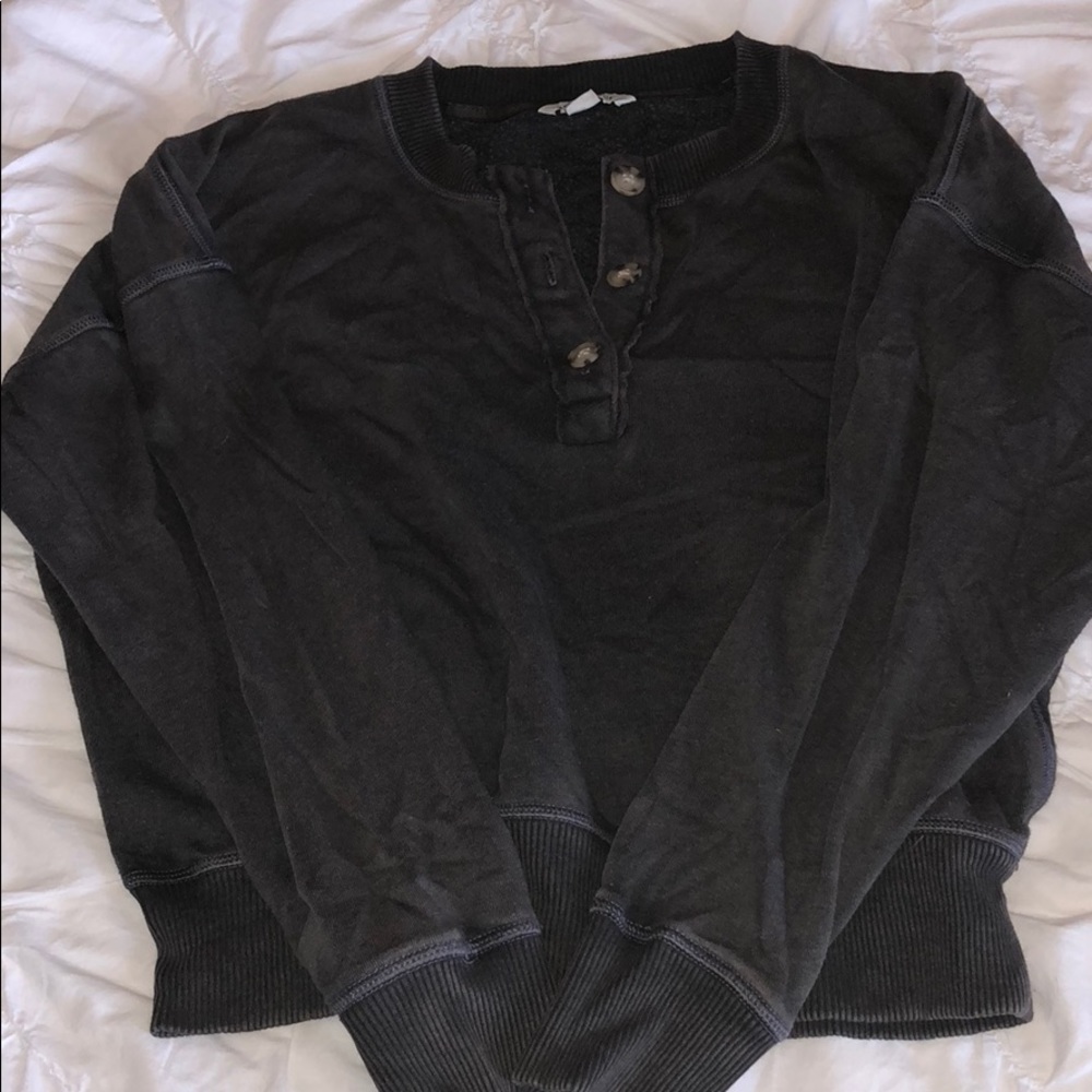 American Eagle crewneck